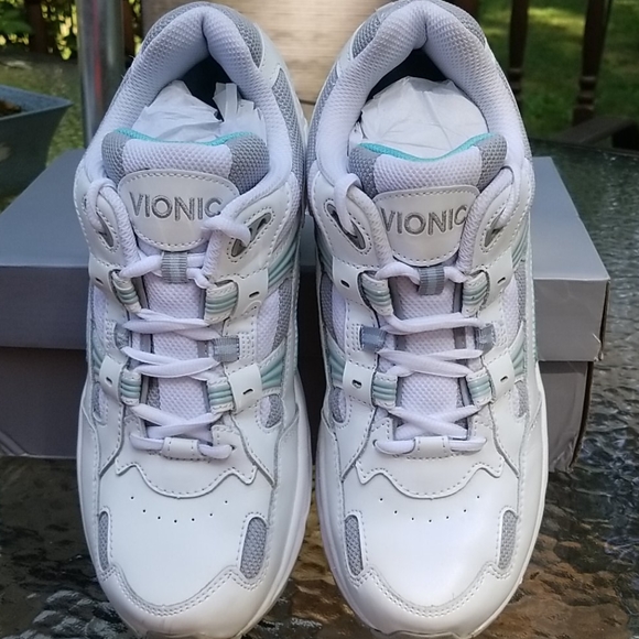 vionic white sneakers